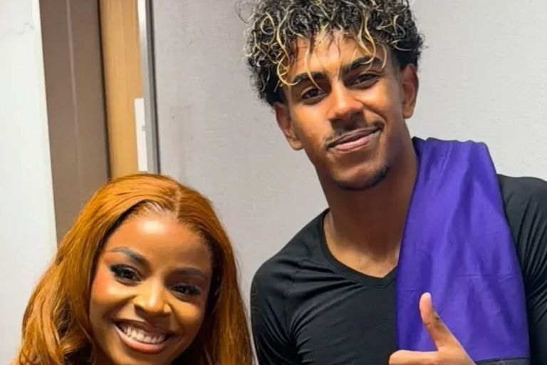 VIDEO: Osimhen connects Nigerian journalist with Barca’s star Yamal