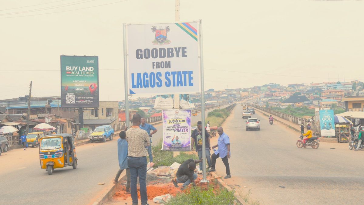 Lagos State signposts