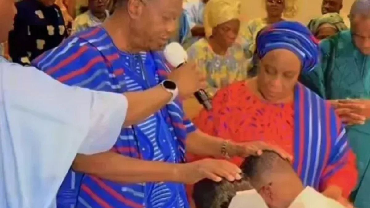 Pastor Adeboye at granddaughter's wedding